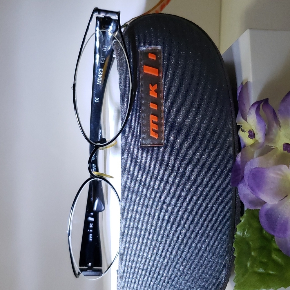 Mikli eyeglasses with zipper case